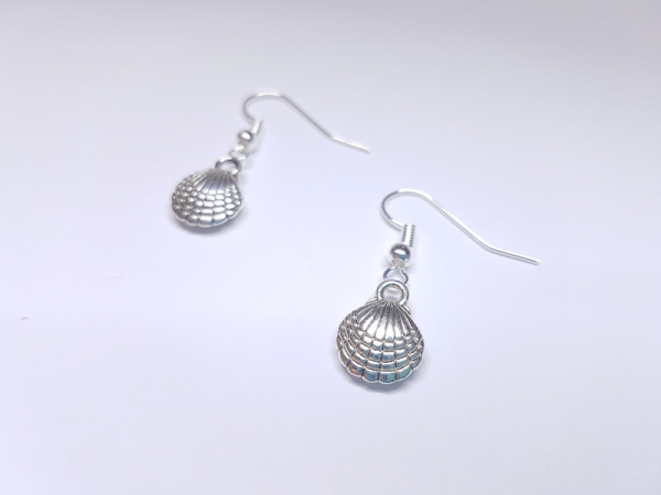 Muschel Ohrringe silberfarben Vintage Optik